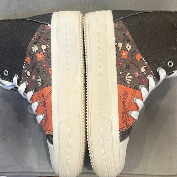 Disney - Girls Minnie Mouse Platform Sneakers - Sz 4 - NWT! - Picture 4 of 9